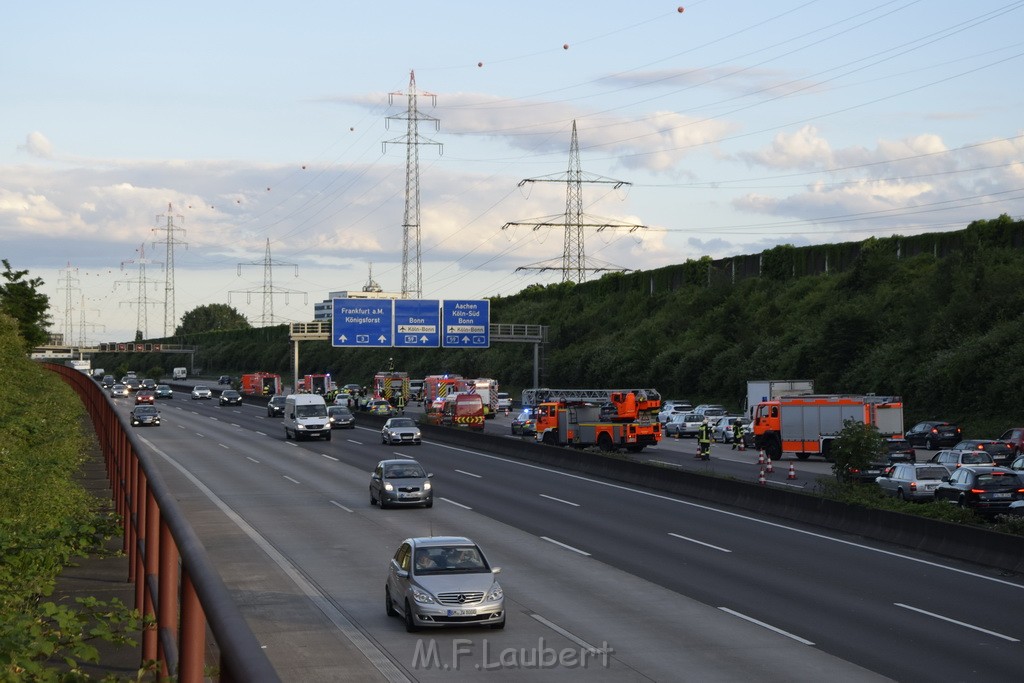 VU PKlemm A 3 Rich Frankfurt Hoehe AK Koeln Heumar P001.JPG - Miklos Laubert